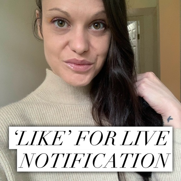 @HeyKelseyAnn is LIVE! 💗 - Picture 1 of 6